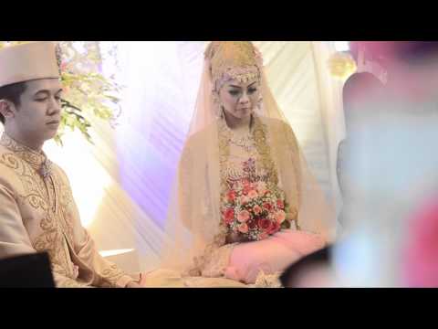download lagu mp3 mp4 Wedding At Fort Canning el, download lagu Wedding At Fort Canning el gratis, unduh video klip Wedding At Fort Canning el