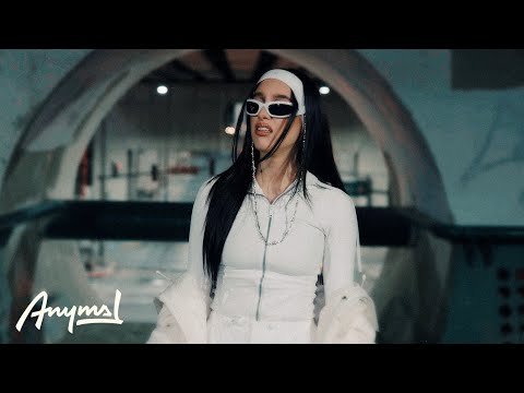 Valeria Canavati - Última V :'( (Video Oficial)