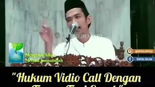 Download lagu HUKUM VIDEO CALL DENGAN TEMAN CEWEK - UST ABDUL SOMAD mp3