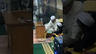 Download lagu Sayyid Ibrahim Bin Smith Dan Adiknya Sayyid Muhajir Bin Smith, Sowan ke Abanya Habib Bahar Bin Smith mp3