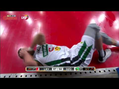 Julius Kazakauskas injury vs Lietuvos Rytas 17-03-11