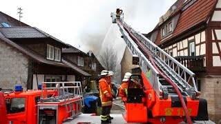 preview picture of video '**BARN FIRE** Scheunenbrand Aspach-Rietenau, Feuerwehr Aspach & Backnang, Germany, 23.02.2015.'