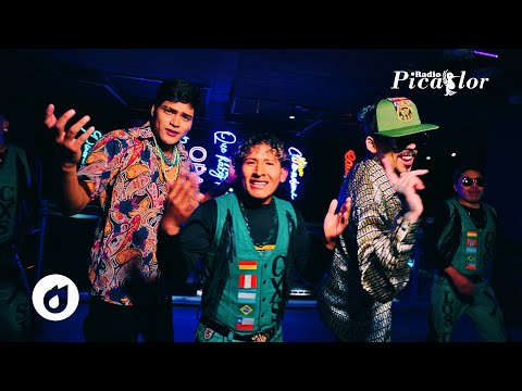 Grupo La Pantera and Bonny Lovy