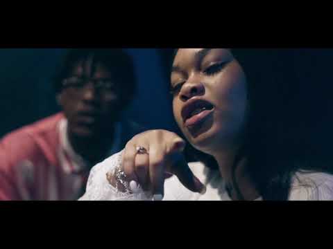 ManMan Savage Feat. (Shoreline Mafia ) OHGEESY & 03 Greedo "She A Freak" (Official Music Video)