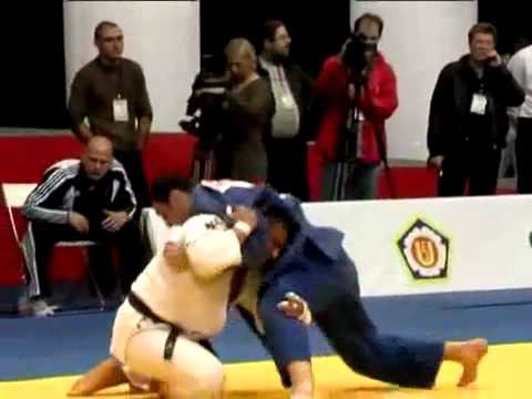 JUDO 2007 Super World Cup: Levan Razmadze (GEO) - Peter Cousins (GBR)