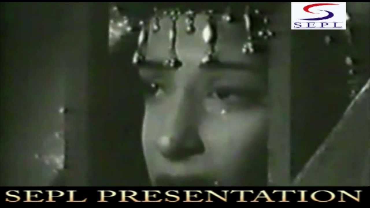 Aansu Bahao Tum Udhar Hum Is Taraf Lyrics | Pyar Ki Baatein | Mukesh, Geeta Dutt | Bulo C Rani