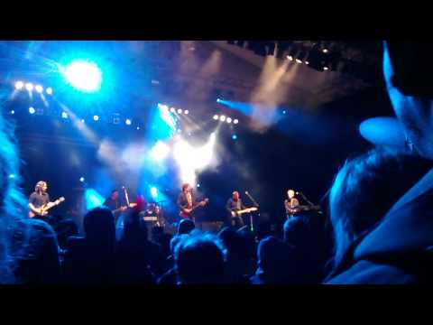 The Hooters - One Of Us & Time After Time