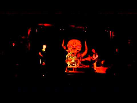 Bulldog - BULLDOG   střípky