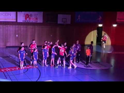 Unsere Kids als Einlaufkinder in der 3. Liga beim Neusser HV