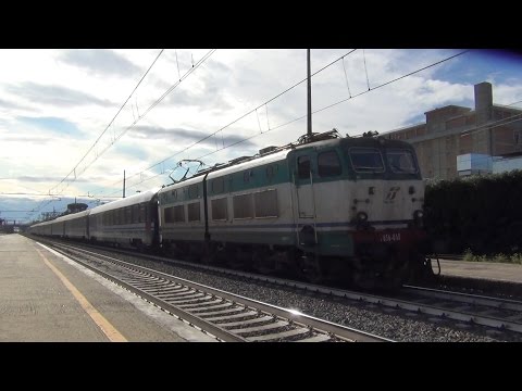 E656.058 sull' ICN 1960 Siracusa/Palermo Centrale - Roma Termini, in transito a Pomezia