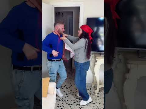 La Mamma alla porta 😱😂