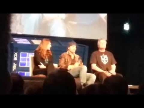 FedCon 23 - Brunette or blonde?