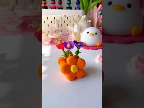 DIY Clay Flower vase #craftideas #crafts #artshorts #shortviral #diy #clayart #claycraft