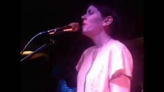 Allo Darlin&#39; - Angela (Live @ Buffalo Bar, London, 11/05/13)