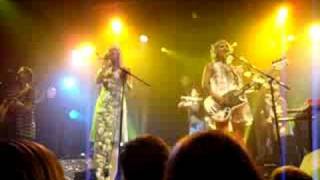 Tilly and the Wall - Sing Songs Along