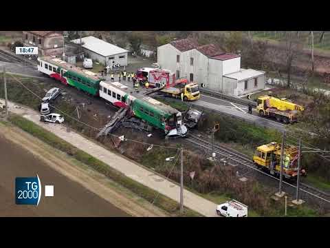 Dramatic accident between a regional train and a truck. Everyone survived.