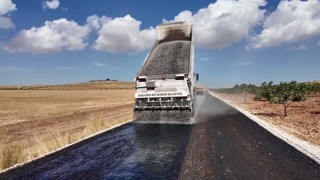 KARAKÖPRÜ KIRSALINDA YOL KONFORU ARTIYOR