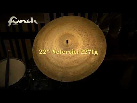 22" Nefertiti 2271g