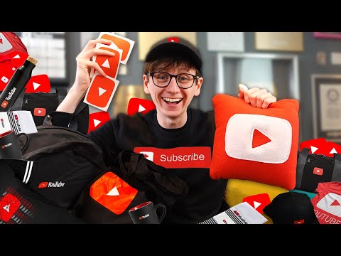 I Bought EVERYTHING On The YOUTUBE Merch Store