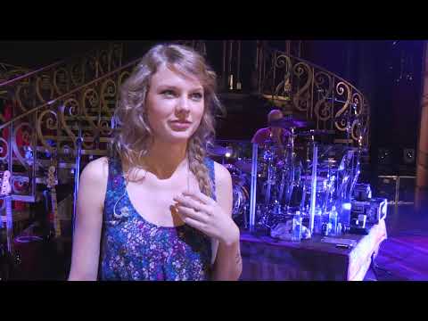 Taylor Swift Behind The Scenes of The Speak Now Tour