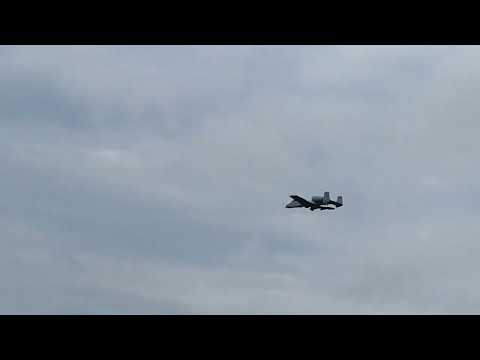 A10 Thunderbolt II Low Flyby Heritage Flight Thunder Over Michigan