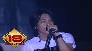 Download lagu Peterpan - Tak Bisakah (Live Konser Cianjur 15 Maret 2008) mp3 Download lagu Peterpan - Tak Bisakah (Live Konser Cianjur 15 Maret 2008) mp3