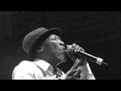 Knock On Wood lyrics