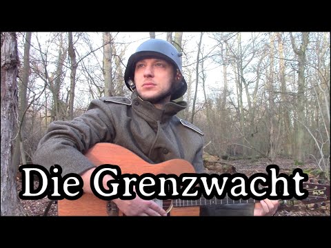 German Soldier Sings - Die Grenzwacht hielt im Osten [LIVE][+ English Translation]