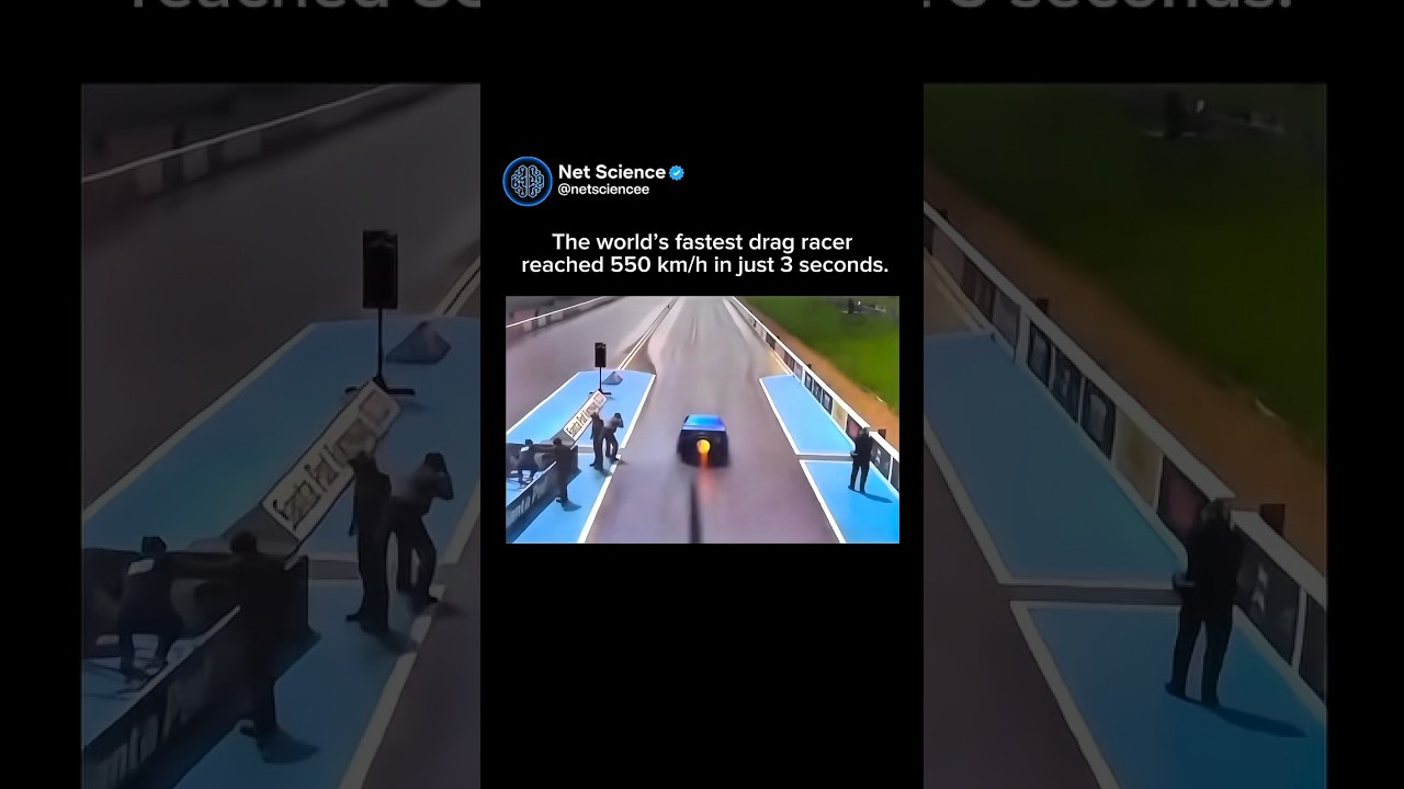 The world's fastest drag racer reached 550 km/h in just 3 seconds.💨