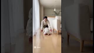 【愛着のかたち】ママを追いかける赤ちゃん💞👶 #育児あるある #子育てに関して #baby #赤ちゃんあるある #赤ちゃんのいる生活 #保育士 #子どもの発達 #子育て