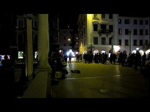 Cheeky bums in Ljubljana - night concert