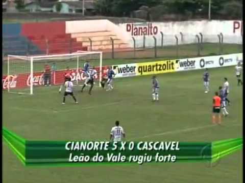 Paraná cai no Paranaense e atacante do Cianorte pede música