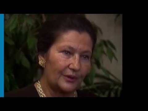 Simone Veil, rescapée de la Shoah, décrit la fin de la guerre à Bergen Belsen