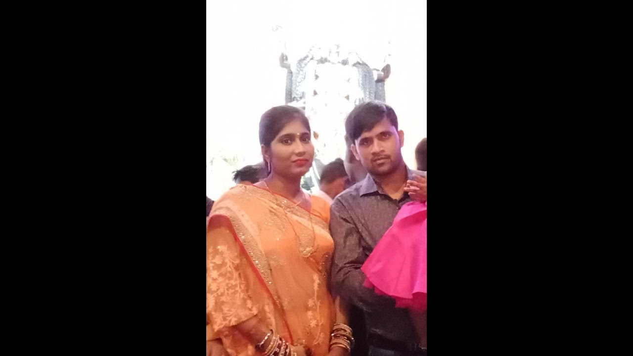 वैशाली के महुआ थाना क्षेत्र से एक महिला अपने 2 वर्षीय पुत्र के साथ गाय बताई गई है. गायब महिला के पिता ने दहेज हत्या का आरोप महिला के ससुराल वालों पर लगाया है.