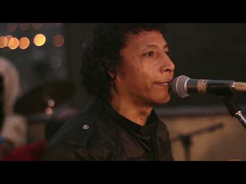 3  La Carretera Central   Los Sanders de Nana