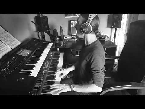 Magoo - We Can Make It Better (Home Live Video)