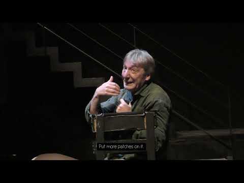 ΤΟ ΠΑΛΤΟ / THE OVERCOAT Nikolai Gogol - ΘΟΔΩΡΗΣ ΓΚΟΓΚΟΣ / THODORIS GOGOS by claps.gr