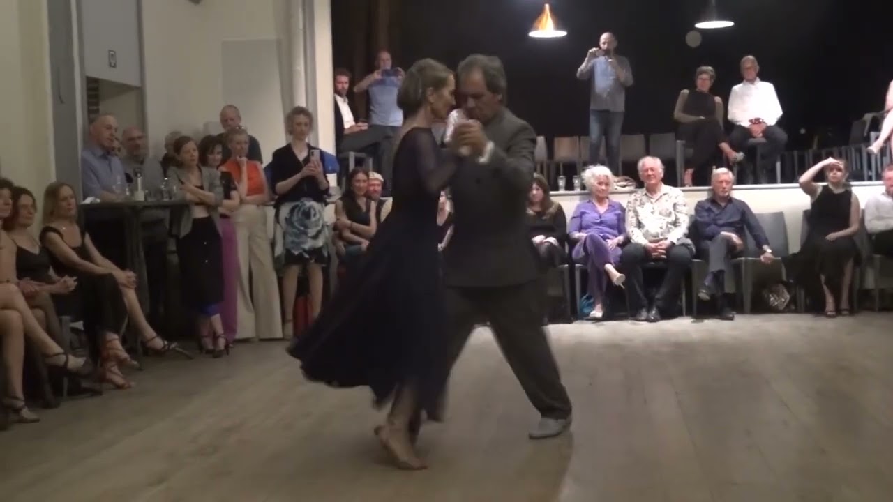 Fernanda Japas & Alberto Sendra: Tango @ "Loca" (Tango Bardo)