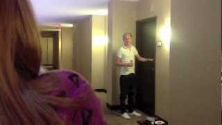 One Direction was in our hotel!!! (Tour Life)