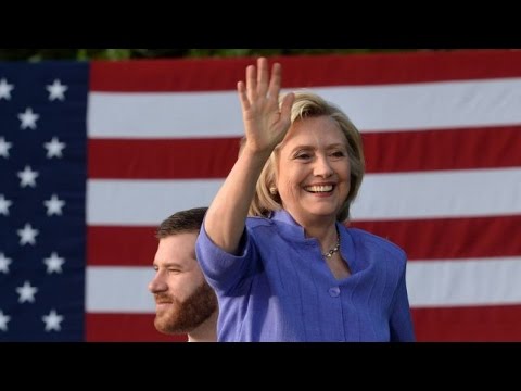 Sigue la controversia por los correos electrónicos de Hillary Clinton