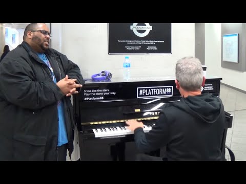 Big Guy Shouts The Blues - Audience Awestruck!