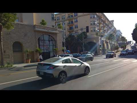 Car crashes into the DaVinci luxury condos in downtown Los Angeles