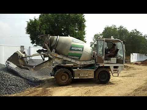 Diesel Engine self loading concrete mixer 4cum, For Construction