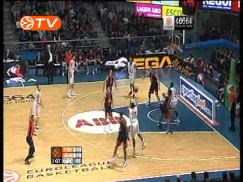 11.02.2009 Tau Ceramica Vitoria - Armani Jeans Milano 108-90