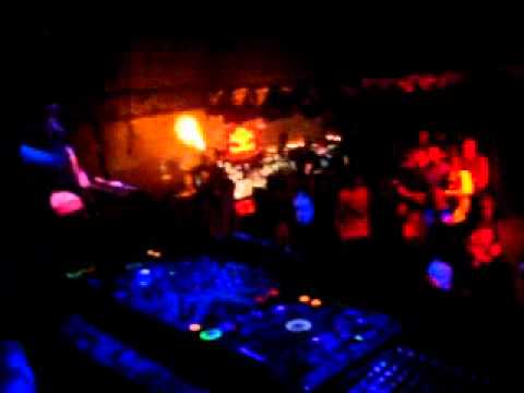 Platinum Monkey vs The Rumbar - El Timbal.wmv