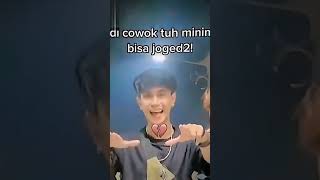 Download lagu di cowok tuh minimal bisa joget mp3