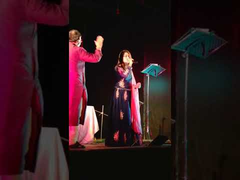 priyanka banerjee Bahon mein chale aao