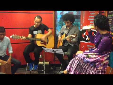 Krisdayanti - Bertubi-tubi (Live Acoustic)
