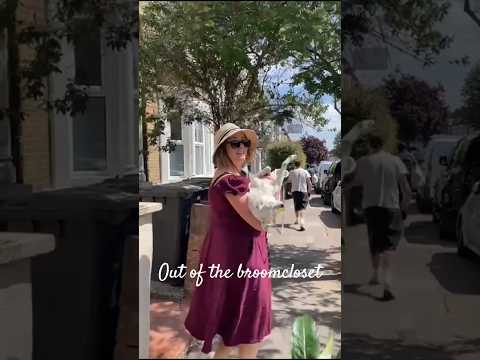 I stepped out of the broomcloset as a vegan academic and found I wasn't alone! 🧹✨️ #witchcraft