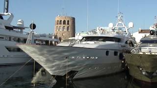 preview picture of video 'Puerto Banus...Virtual paseo en barco Agosto 2011'